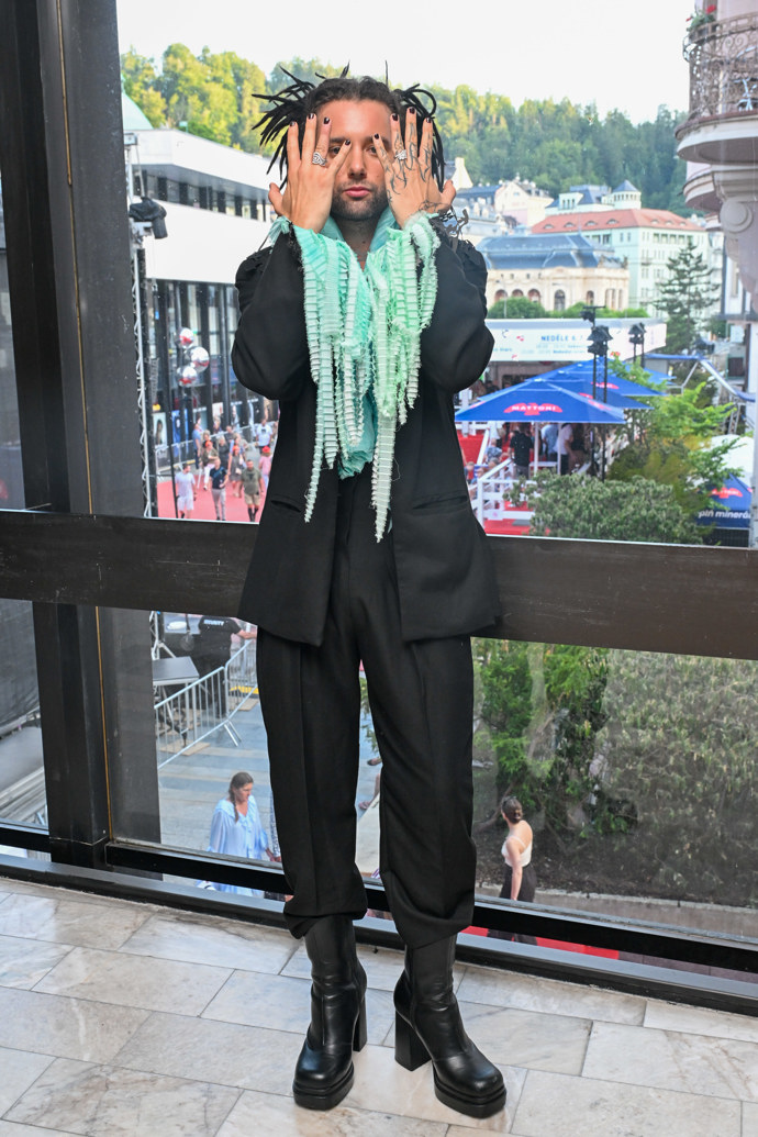 Zákulisí módní přehlídky vítězů soutěže Mattoni Young Fashion Stars.