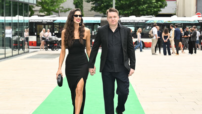 FOTO: Aneta Vignerová a Petr Kolečko na premiéře filmu Kouzlo derby.