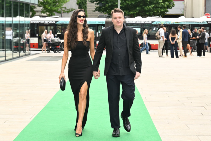 Aneta Vignerová a Petr Kolečko na premiéře filmu Kouzlo derby.