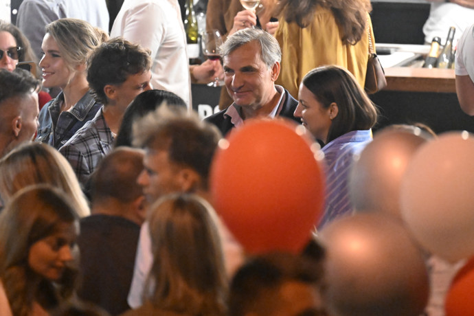 Bujará oslava narozenin Jiřího Macháčka.