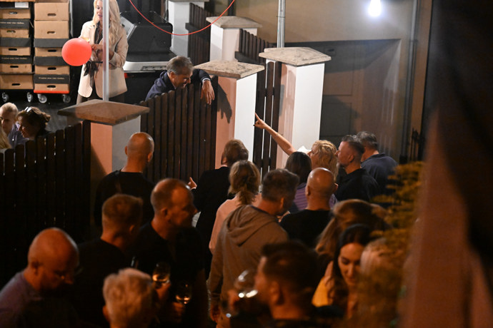 Bujará oslava narozenin Jiřího Macháčka.