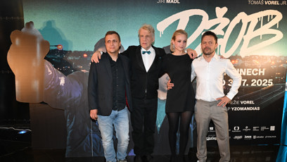 FOTO: Tomáš Vorel ml., režisér Tomáš Vorel, herečka Diana Dulínková a herec Jiří Mádl.