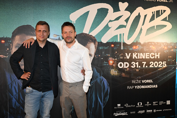 Tomáš Vorel ml. a Jirka Mádl se vrací ve filmu Džob.
