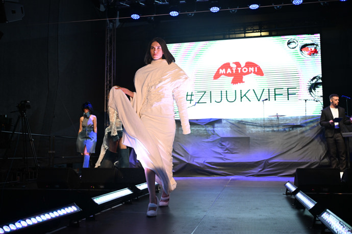 Módní přehlídka vítězů soutěže Mattoni Young Fashion Stars.