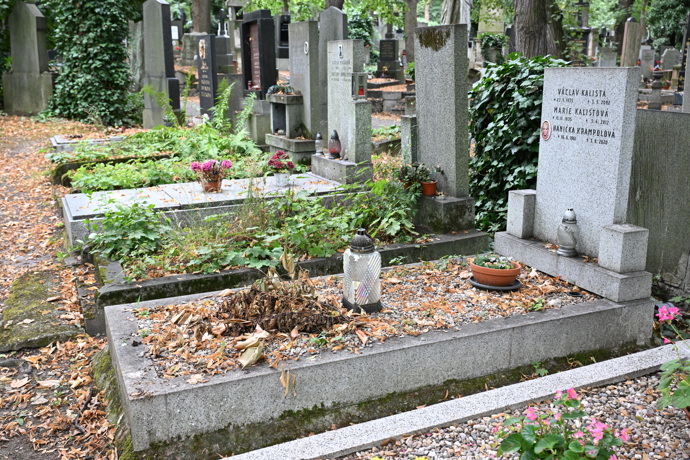 Hrob Hany Krampolové.