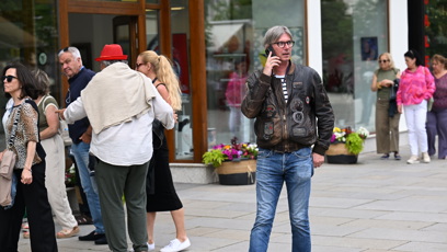 FOTO: Jiří Strach vynesl skinny džíny.