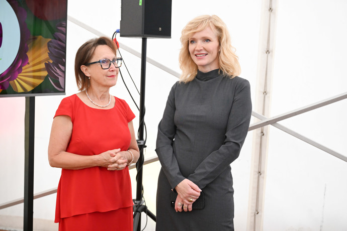 Milena Steinmasslová a Aňa Geislerová si spolu zahrály v seriálu Ratolesti. 
