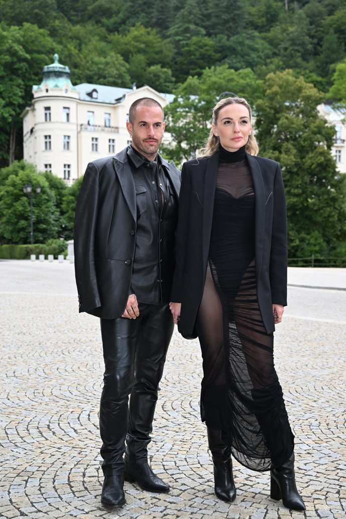 Macháček a Cahová také vsadili na černou.
