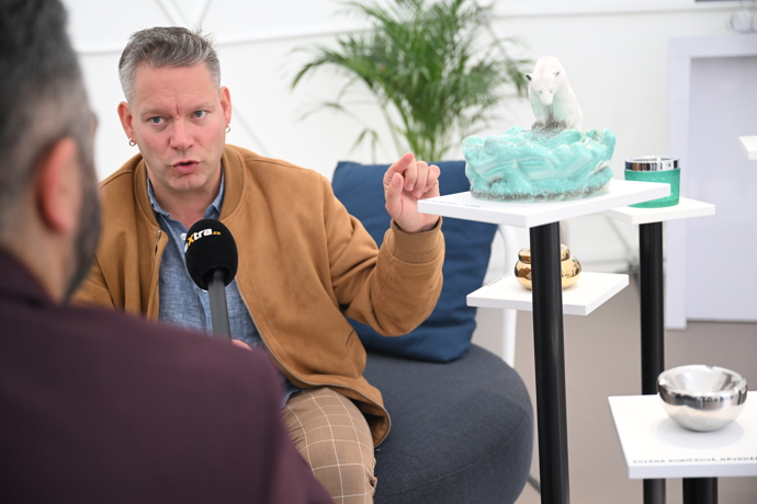 Matěj Ruppert ukázal svůj ikonický popelník.