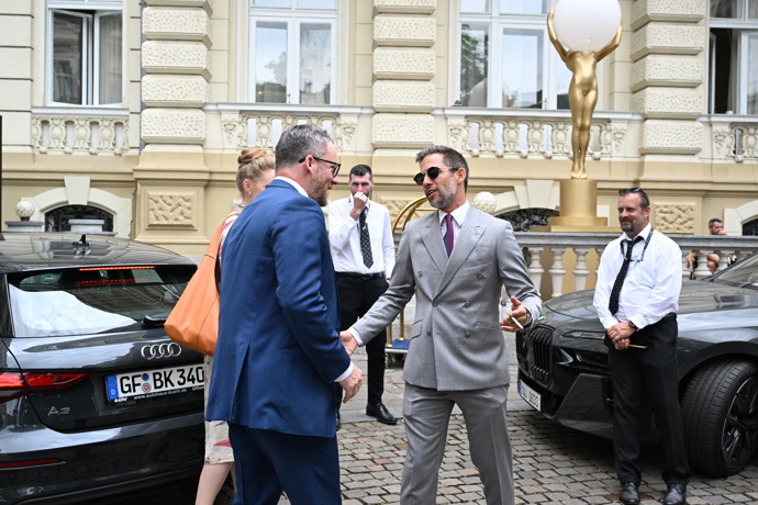 Janek Bartoška se přivítal s Kryštofem Muchou.