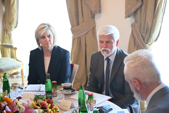 Eva Pavlová a Petr Pavel se zúčastnili jednání o problematice rakoviny slinivky.