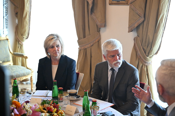 Eva Pavlová a Petr Pavel.