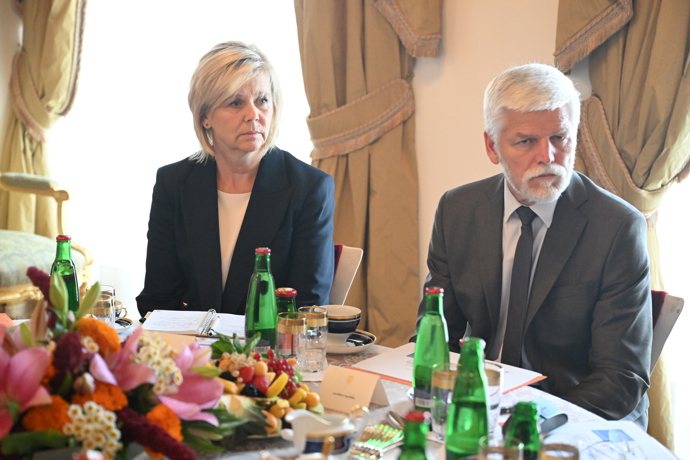 Eva Pavlová a Petr Pavel se zúčastnili jednání o problematice rakoviny slinivky.