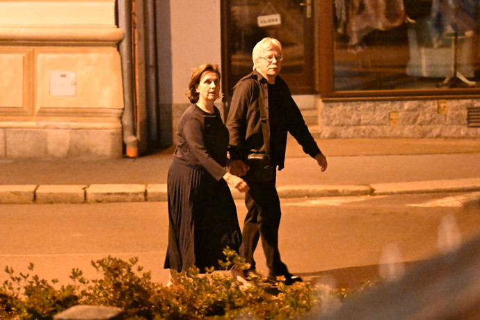 Veronika Freimanová odcházela na hotel se svým partnerem. 