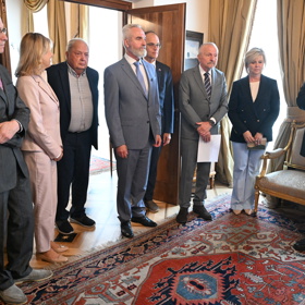 Eva Pavlová a Petr Pavel se zúčastnili jednání o problematice rakoviny slinivky.