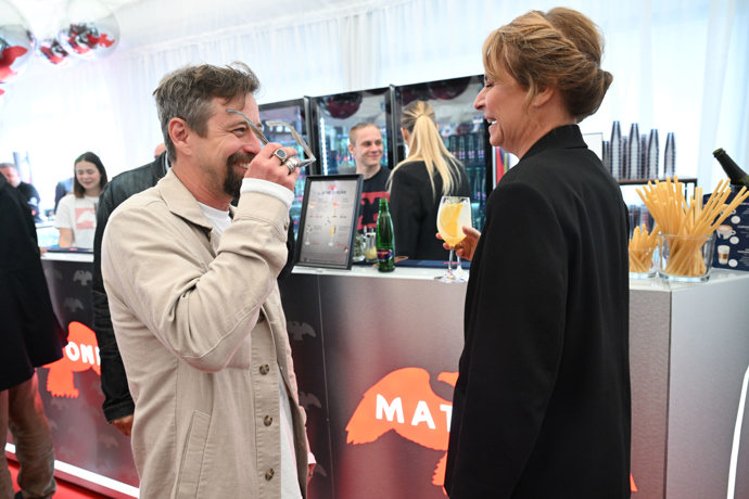 Lenka Vlasáková se svým manželem Janem Dolanským.