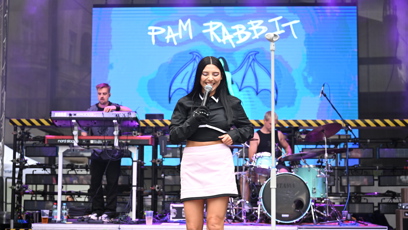 FOTO: Pam Rabbit si koncert užívala.
