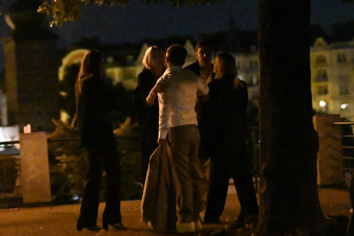 Jiří Mádl odcházel s blondýnkou.