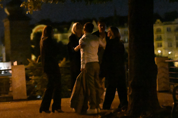 Jiří Mádl odcházel s blondýnkou.