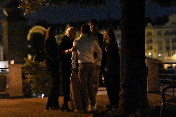 Jiří Mádl odcházel s blondýnkou.