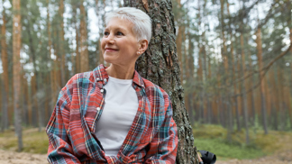 Alena (62): V mém houbařském revíru se objevil cizí chlap. Nenáviděla jsem ho do chvíle, než se mi stala nehoda