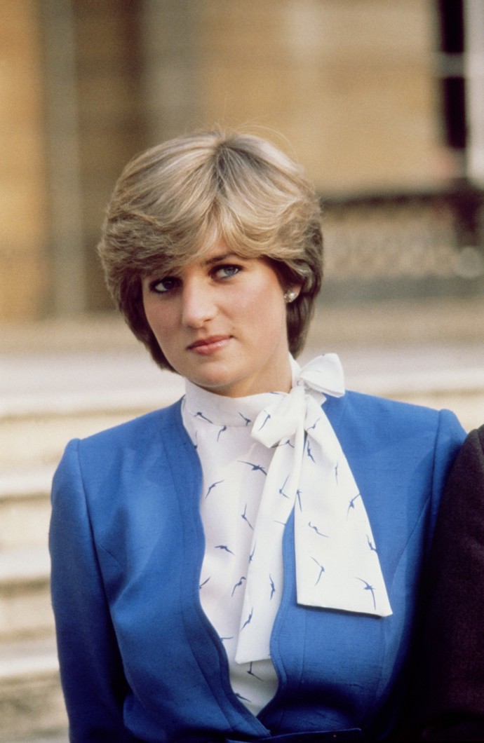 Princezna Diana měla, co se týče líčení rtů, dvě tváře. Jednu přirozenou v souladu s protokolem.