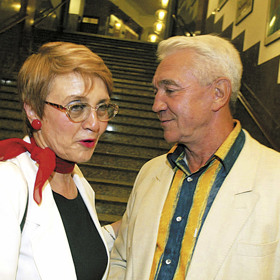 Jiří Krampol se svou první ženou, televizní hlasatelkou Janou Fořtovou. 