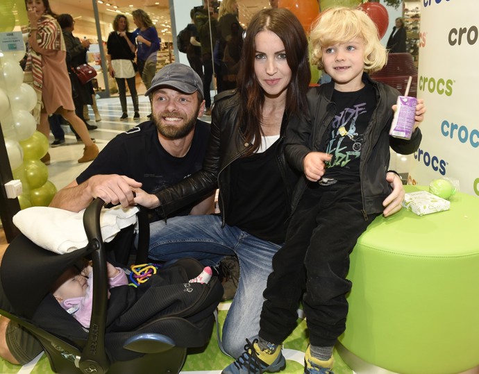 Langmajerovi mohou být opět jako šťastná rodinka.