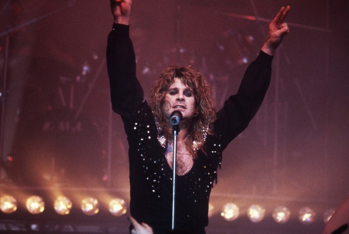Ozzy Osbourne zamlada.