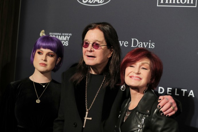 Ozzy Osbourne se svou ženou Sharon a dcerou Kelly.