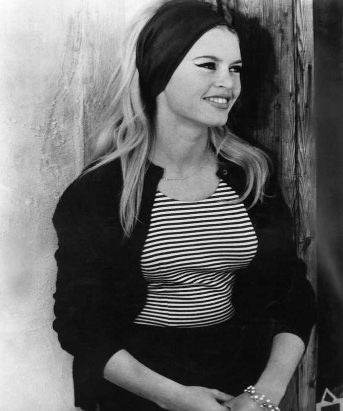 Námořnický styl je spojený s nenucenou francouzskou elegancí. Mezi její průkopnice patří i legendární herečka Brigitte Bardot