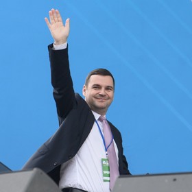 Šéf strany Motoristé sobě Petr Macinka.