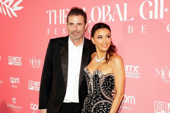 Eva Longoria dokazuje, že věk je jen číslo.