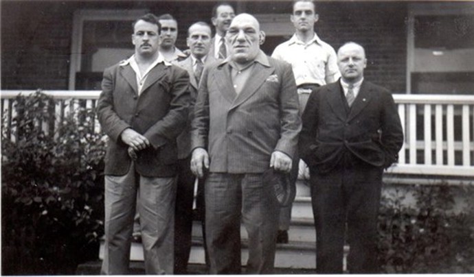 Maurice Tillet jako předobraz Shreka.