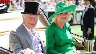 Královna Camilla slaví 78. narozeniny: Její důvěrný poměr s princem Charlesem praskl kvůli tamponové aféře