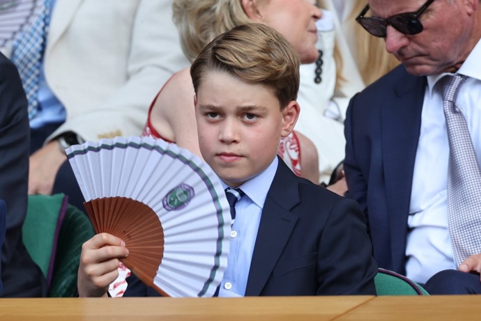 Princ George jednou bude britským králem a příští rok ho čeká velká změna. Opustí stávající vzdělávací ústav a přesune se na prestižní internátní školu v Etonu, kam chodil i jeho otec William.