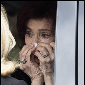 Sharon Osbourne je zcela zdrcená.