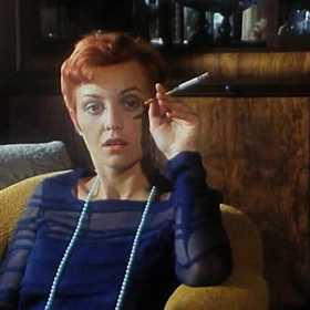 Mladou a emancipovanou dceru inspektora Vrby si zahrála Veronika Žílková.