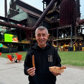 Andrej Babiš na Colours of Ostrava si pochutnával.
