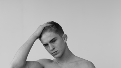FOTO: Jakub Batfalský ukázal vypracované tělo.