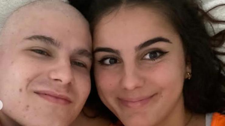 Adam s Raquel v sobě mají vzájemně oporu