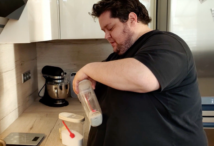 Ľubomír Sedliaček na začátku pořadu.