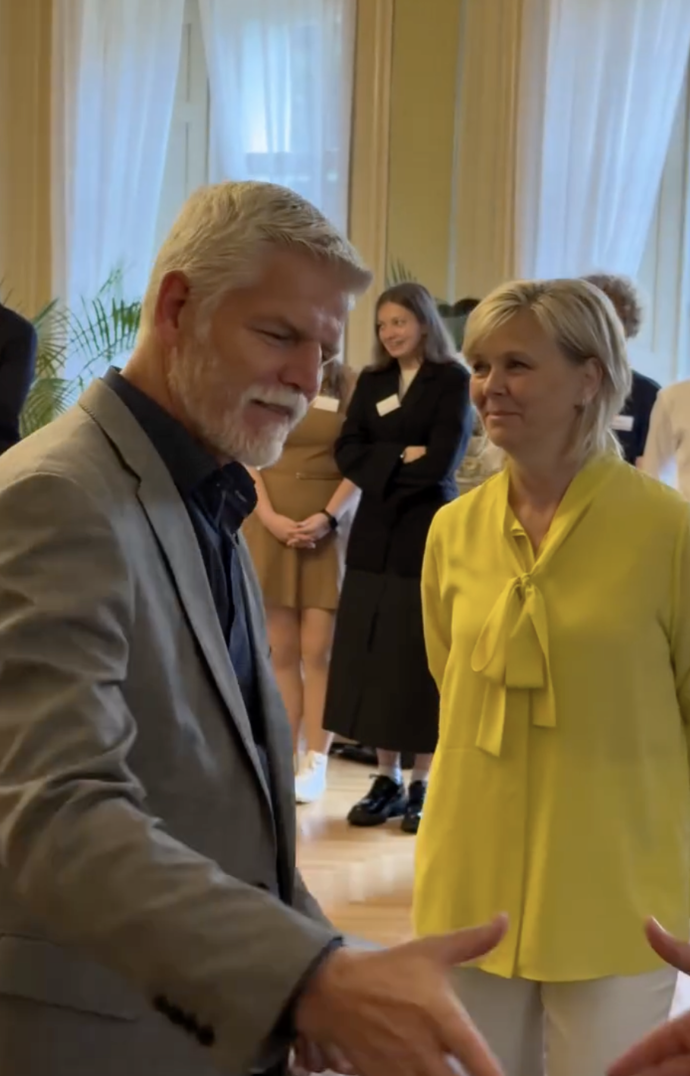 Eva Pavlová zvolila barvy optimismu a klidu.