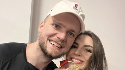 FOTO: Nedávno do toho praštil i hokejista Jáchym Kondelík.