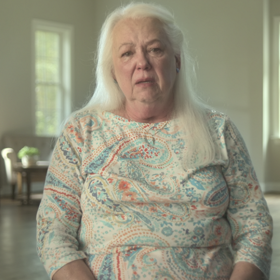 Rodiče a blízcí po Amy Bradley stále pátrají.