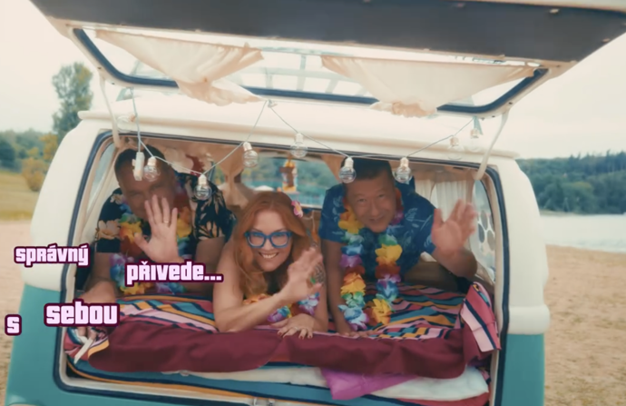 Reakce lidí jsou smíšené.