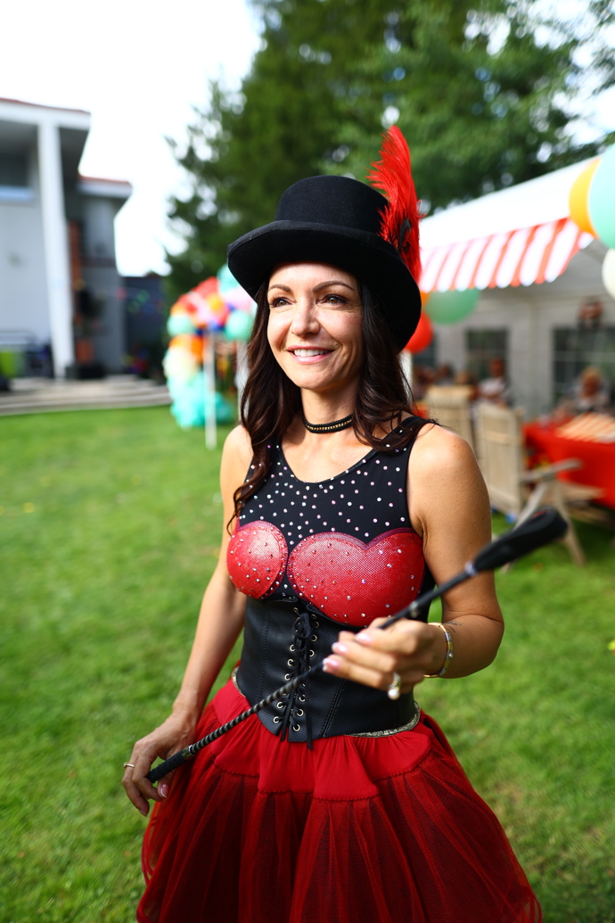 Alice Jandová v cirkusovém kostýmu. 