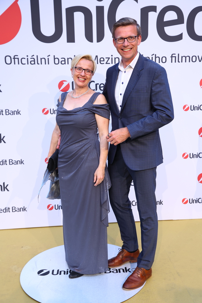 Martin Kupka se svou ženou.