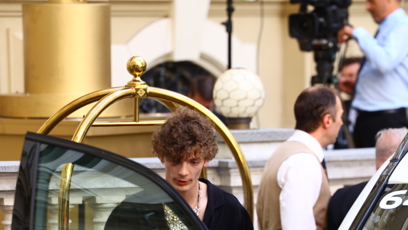 FOTO: Petr Uhlík vynesl velmi výrazný šperk.