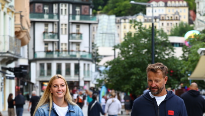 FOTO: Petra Kvitová vyrazila na procházku s manželem.